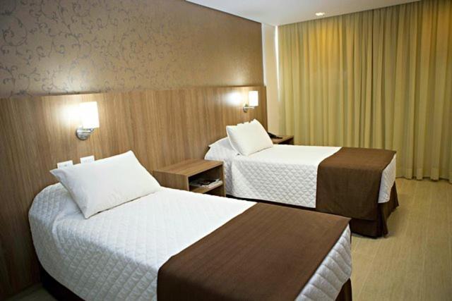 Foz Presidente Comfort Hotel Фос-ду-Іґуасу Екстер'єр фото